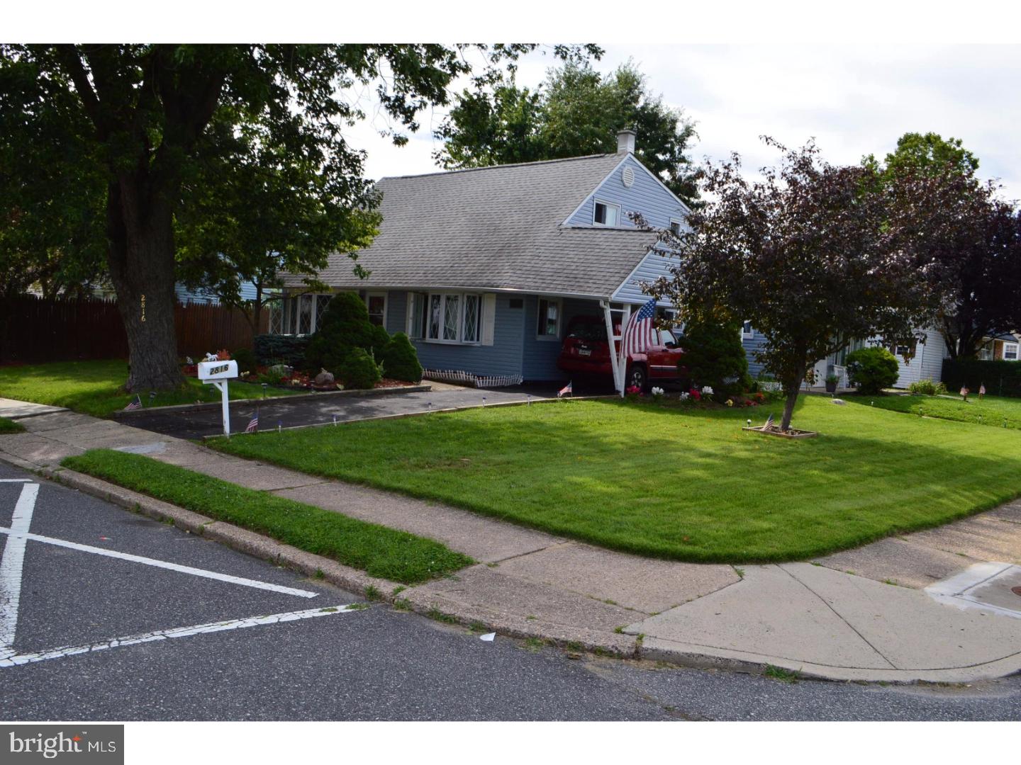 2816 Norcom Road Philadelphia, PA 19154 - Photo 1 of 13 Exterior Front