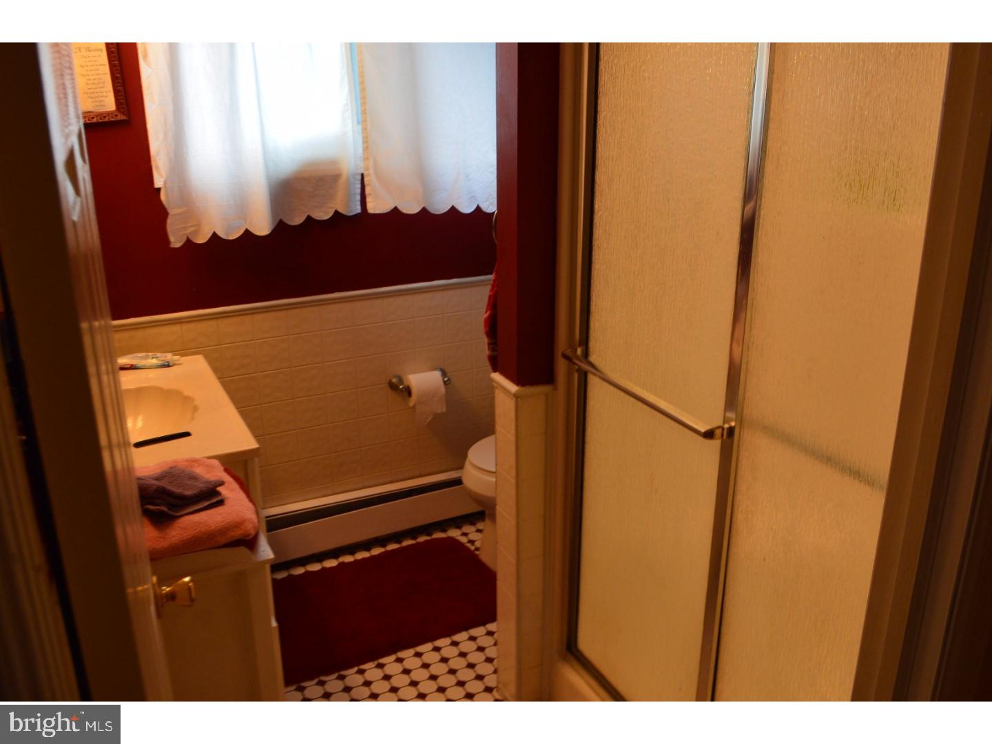2816 Norcom Road Philadelphia, PA 19154 - Photo 5 of 13 Gallery Image 5