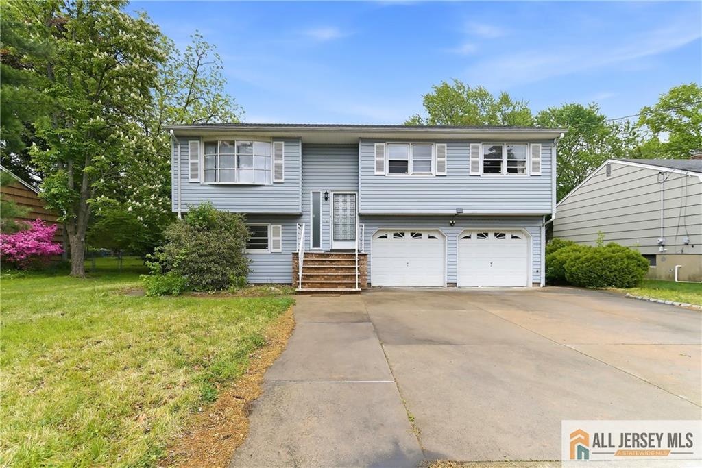 178 Jeff Street Edison, NJ 08837 - Photo 5 of 27