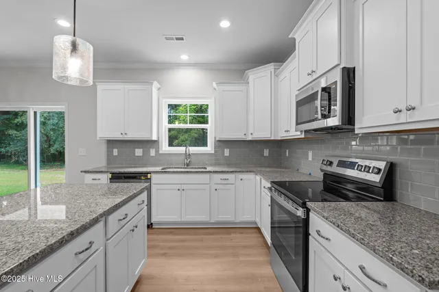 $459,900 | 1945 Cranes Creek Road, Cameron, NC 28326