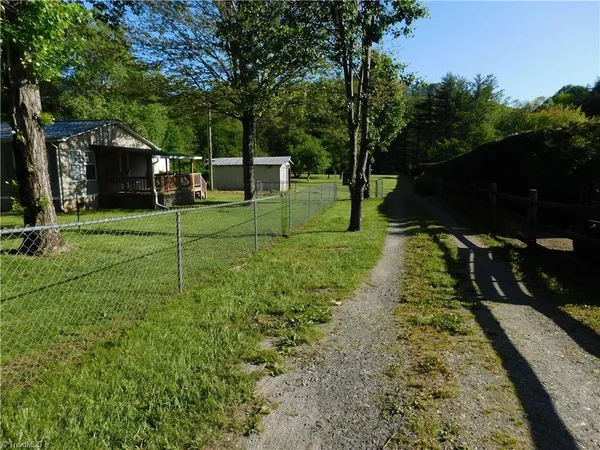 $393,000 | 5704 Pine Swamp Road, Sparta, NC 28675