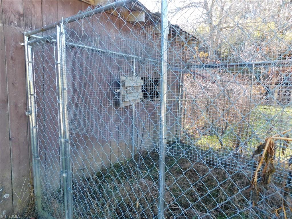 5704 Pine Swamp Road Sparta, NC 28675 - Photo 28 of 37 Chickens anyone?