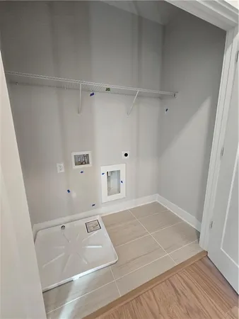 a view of utility room