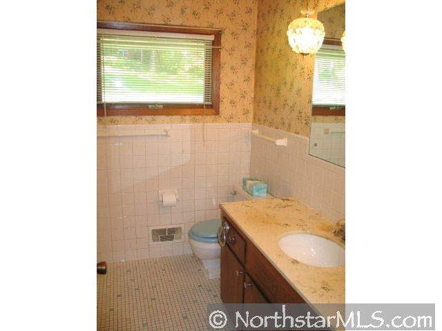 641 South Freeway Road St. Paul, MN 55118 - Photo 5 of 10 Gallery Image 5