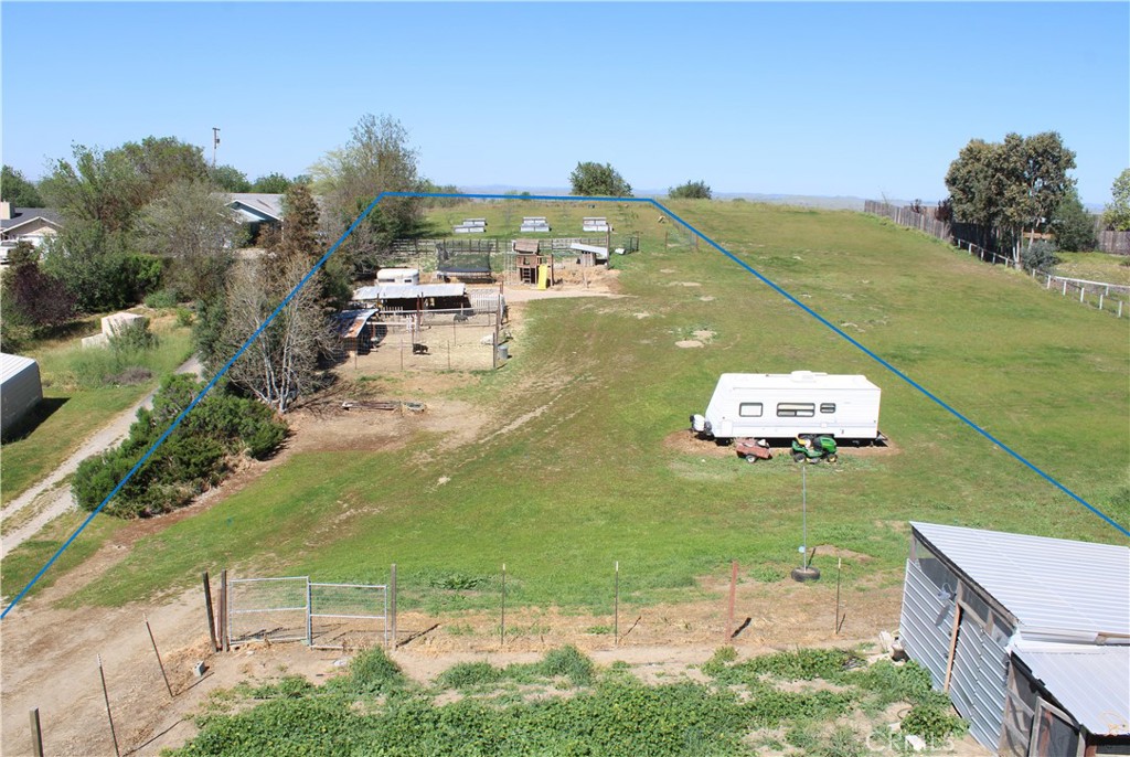 8199 Plane View Place Paso Robles, CA 93446 - Photo 20 of 22 a aerial view of a house with a yard