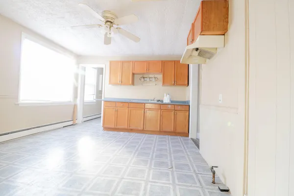 $87,900 | 1801 West Meinecke Avenue, Milwaukee, WI 53206