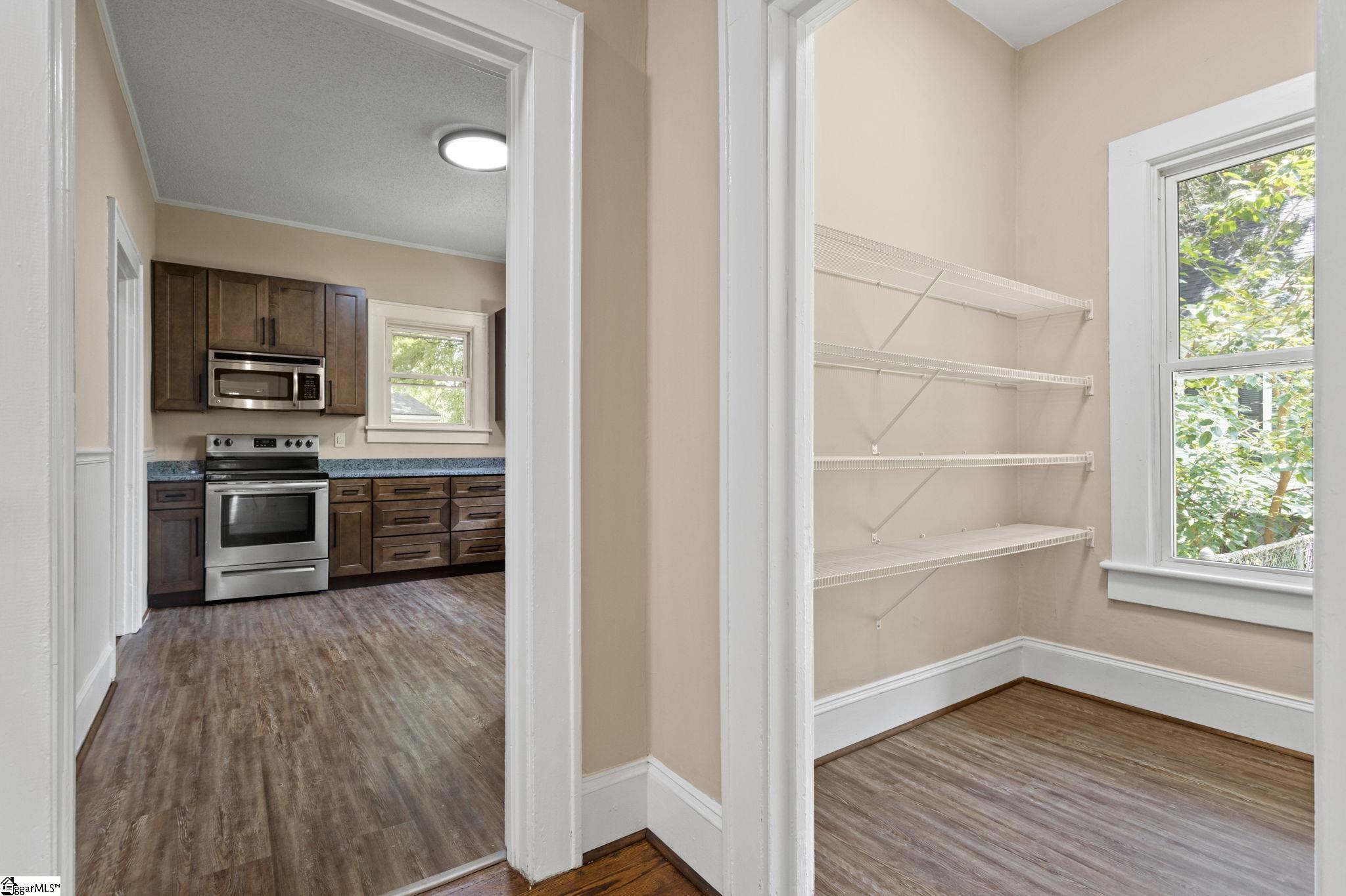 121 Victor Avenue Greer, SC 29651 - Photo 12 of 30 Gallery Image 12