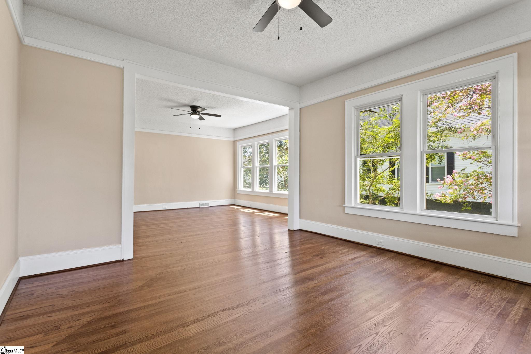 121 Victor Avenue Greer, SC 29651 - Photo 5 of 30 Gallery Image 5