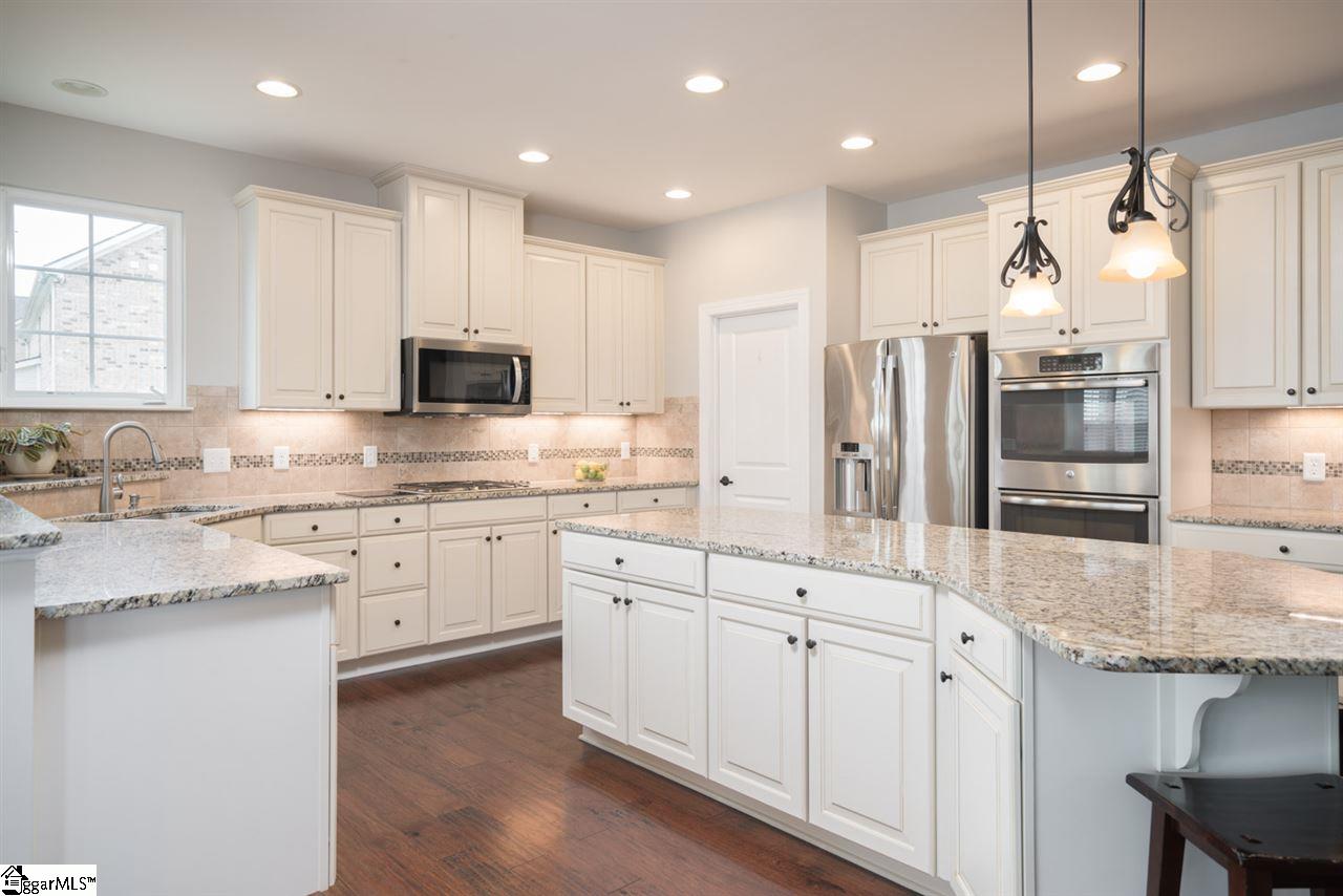 8 Drayton Hall Road Simpsonville, SC 29681 - Photo 11 of 36 Gallery Image 11
