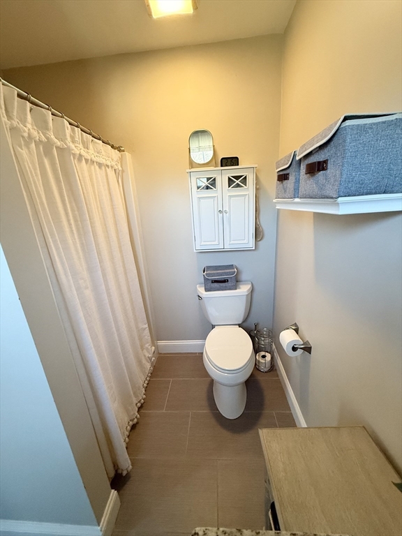 47 Eustis Street Worcester, MA 01606 - Photo 16 of 28