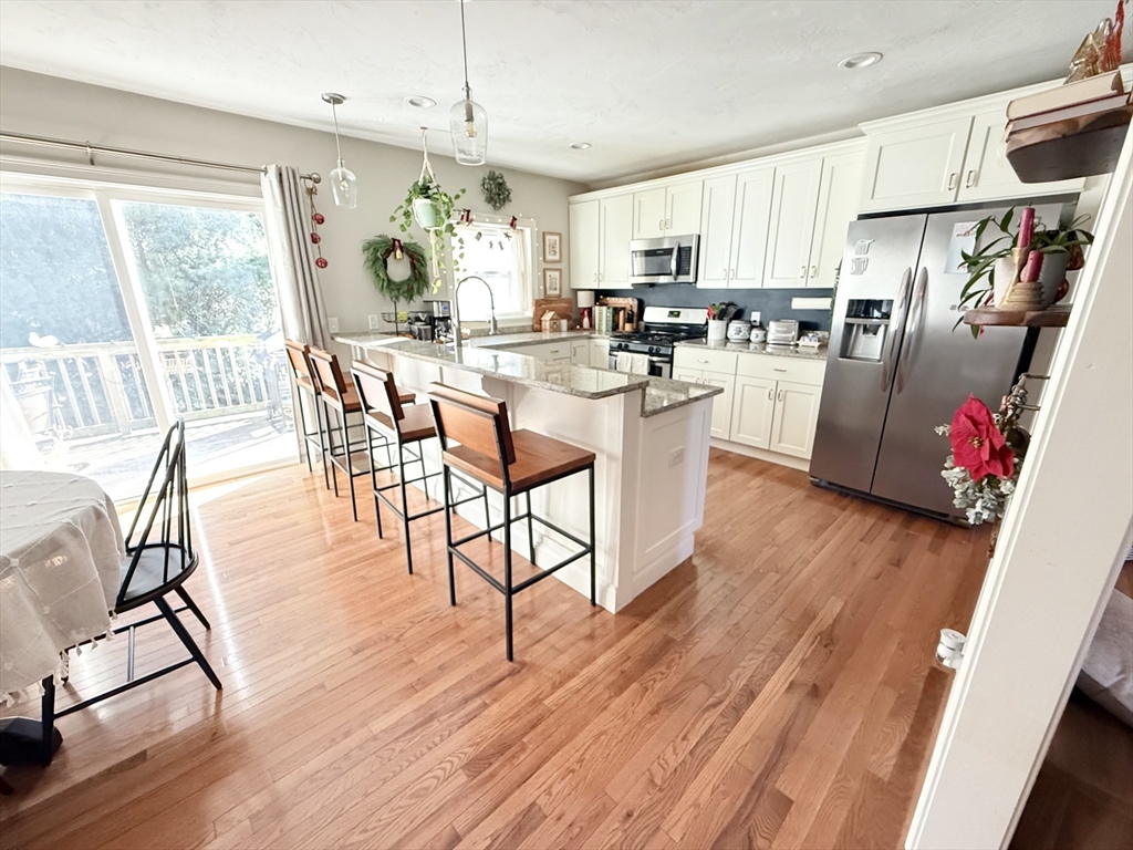 47 Eustis Street Worcester, MA 01606 - Photo 23 of 28