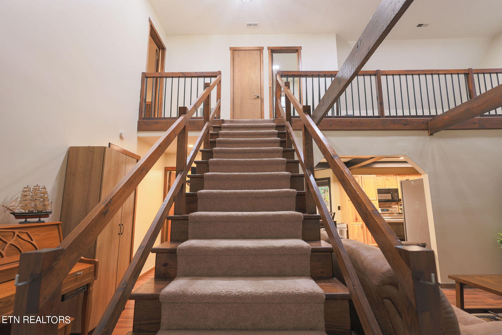 160 Rainbow Lane La Follette, TN 37766 - Photo 26 of 58 a view of entryway