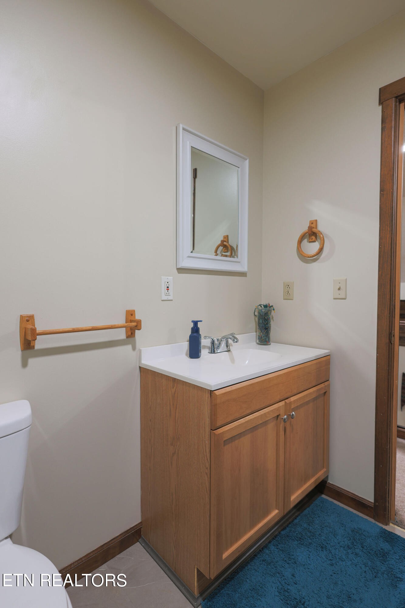 160 Rainbow Lane La Follette, TN 37766 - Photo 34 of 58 a bathroom with a sink and a toilet