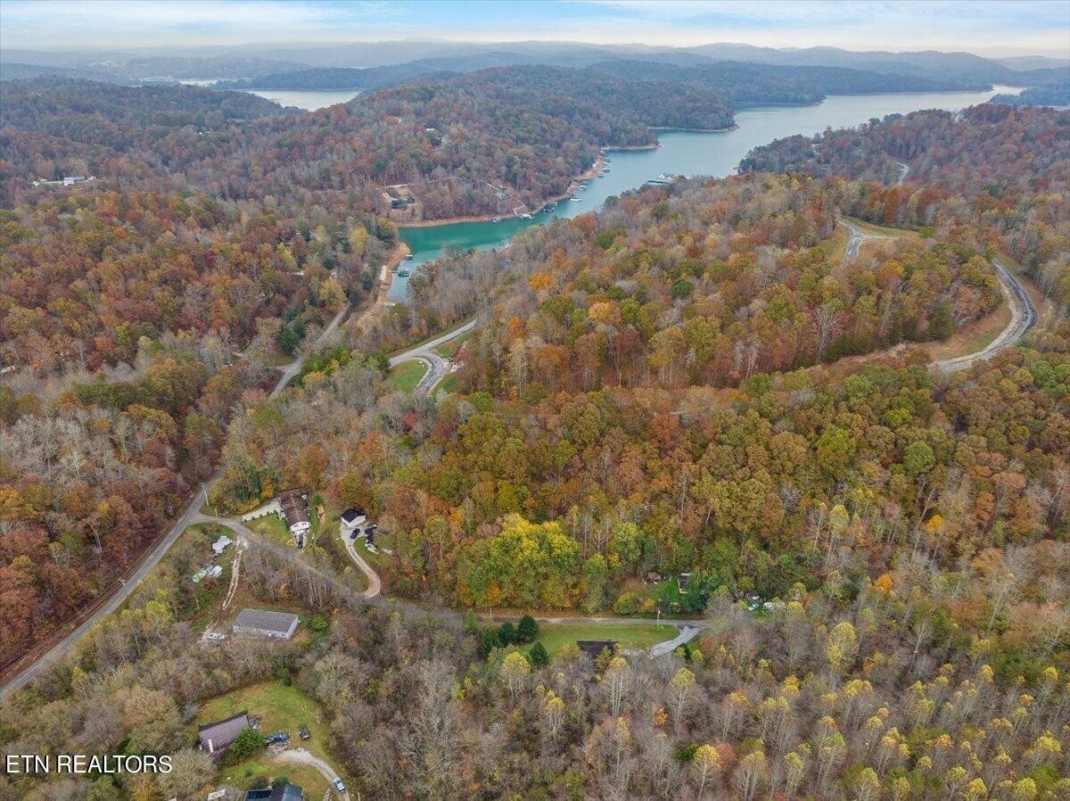 160 Rainbow Lane La Follette, TN 37766 - Photo 53 of 58 a view of a city