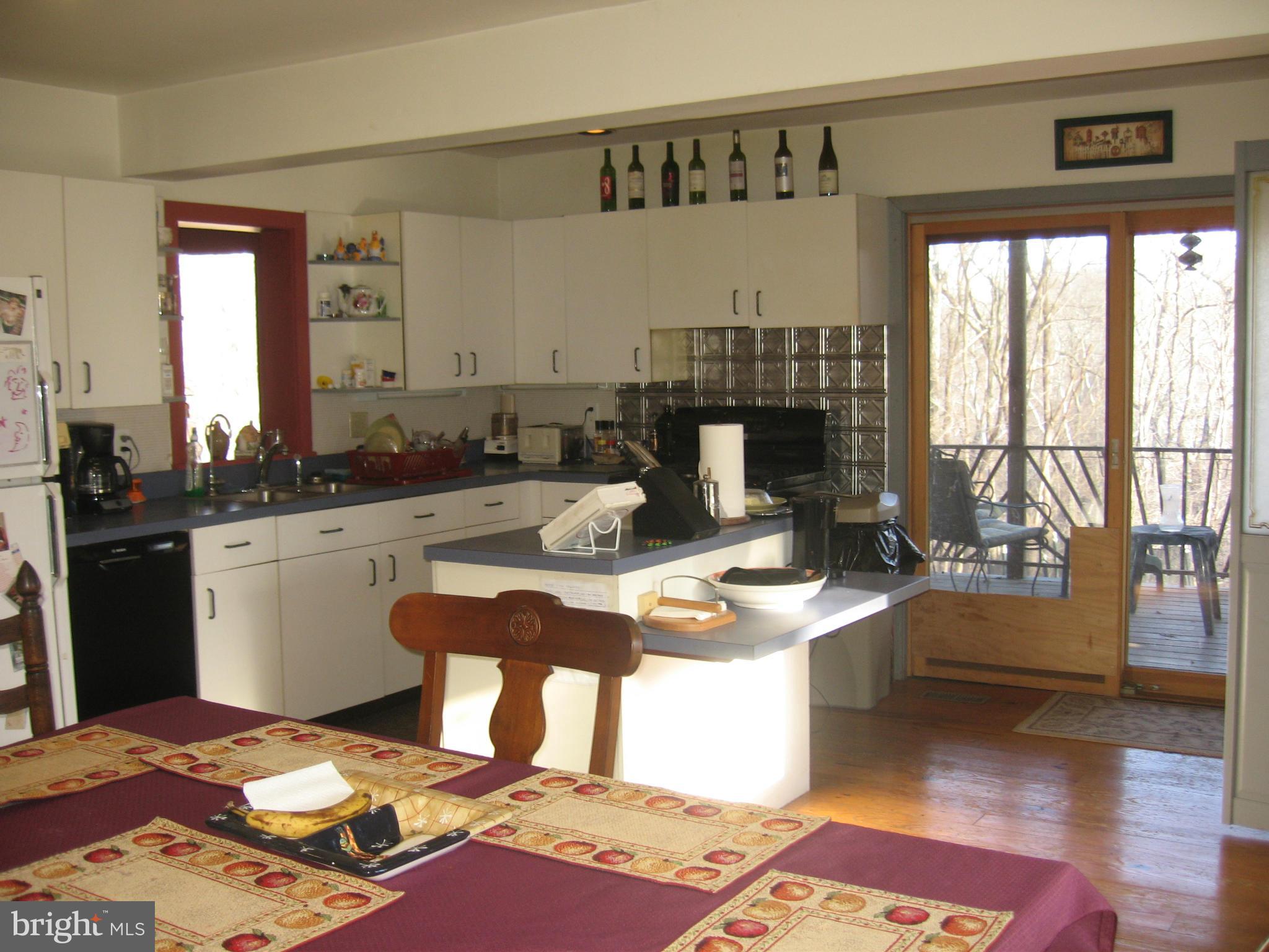 4875 River Road Shepherdstown, WV 25443 - Photo 18 of 30 Kitchen