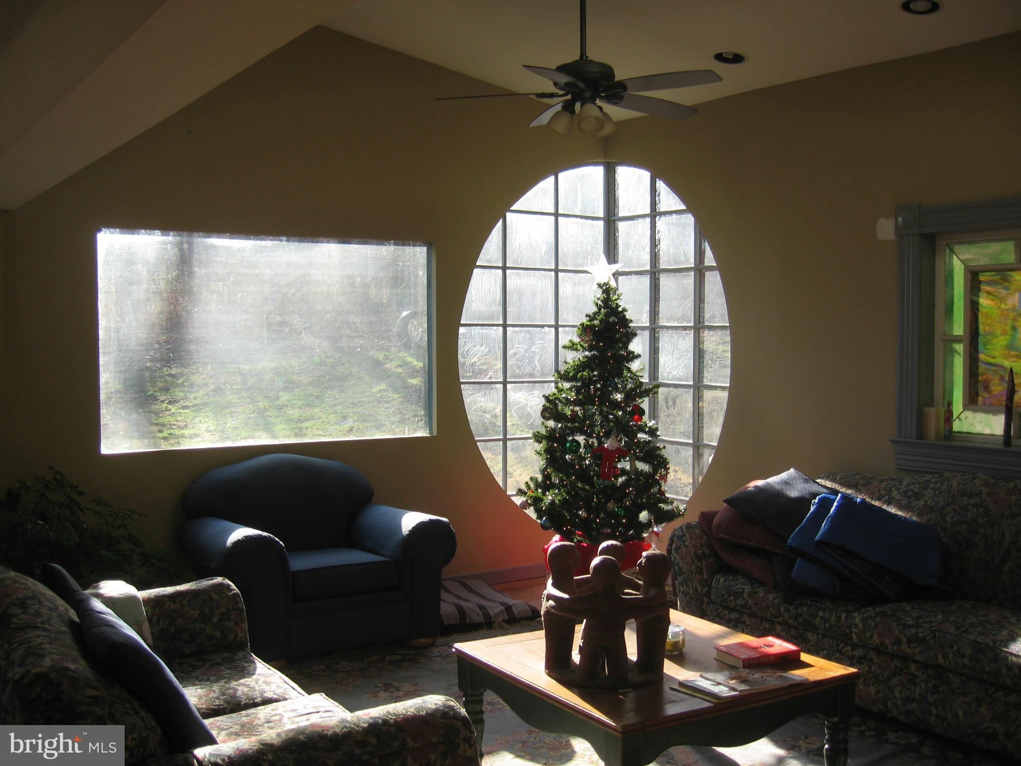 4875 River Road Shepherdstown, WV 25443 - Photo 20 of 30 Family Room