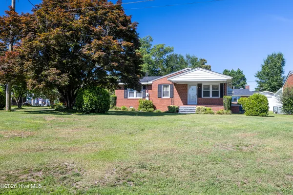 $196,500 | 101 Oakland Boulevard, Clinton, NC 28328