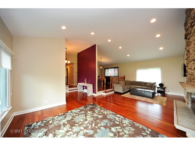 1800 Birch Road Northbrook, IL 60062 - Photo 3 of 15
