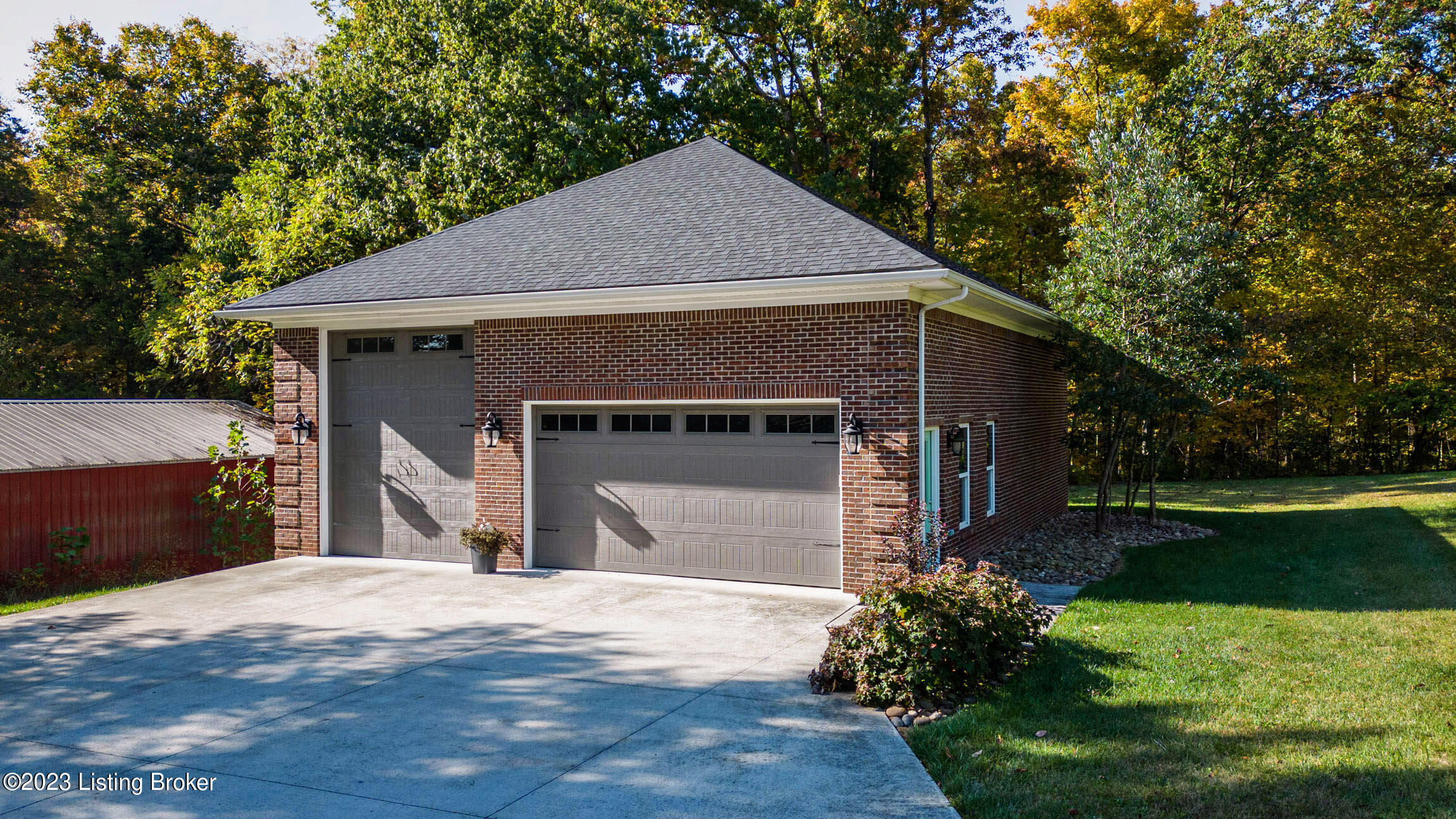 2140 Long Run Road Louisville, KY 40245 - Photo 13 of 74 House_21013