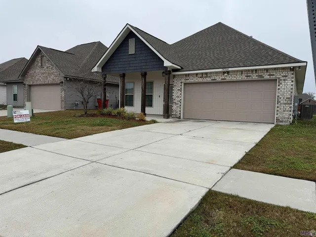 $2,495 | 39500 Ridgeland Drive, Gonzales, LA 70737