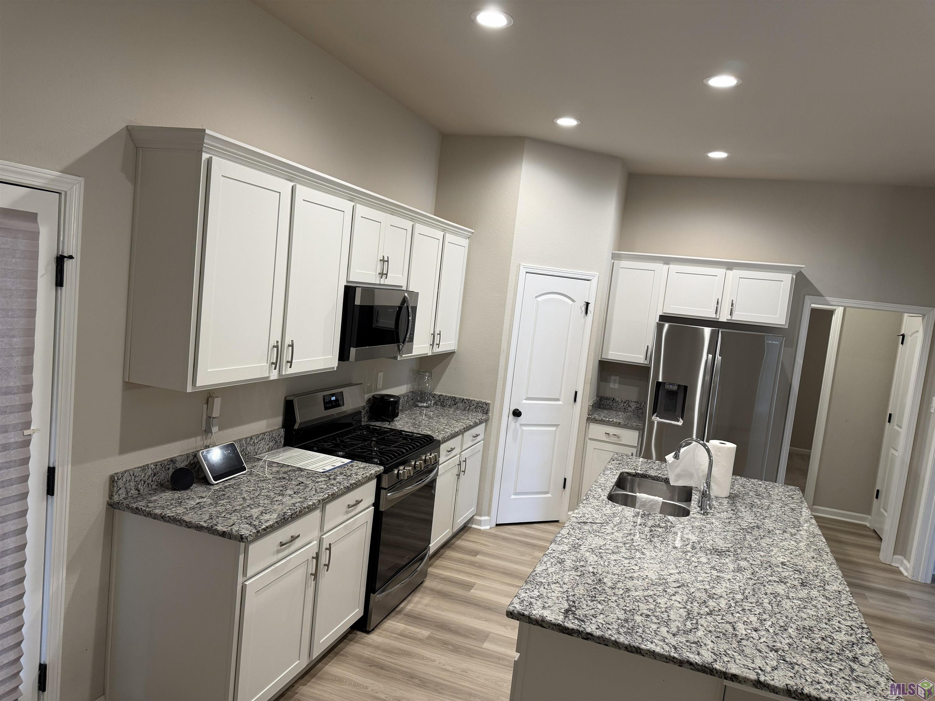 39500 Ridgeland Drive Gonzales, LA 70737 - Photo 6 of 23