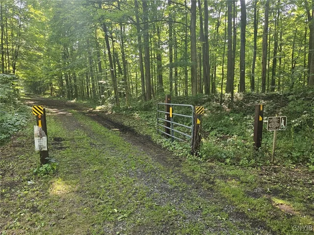 $139,000 | Clinton Road, Weedsport, NY 13166