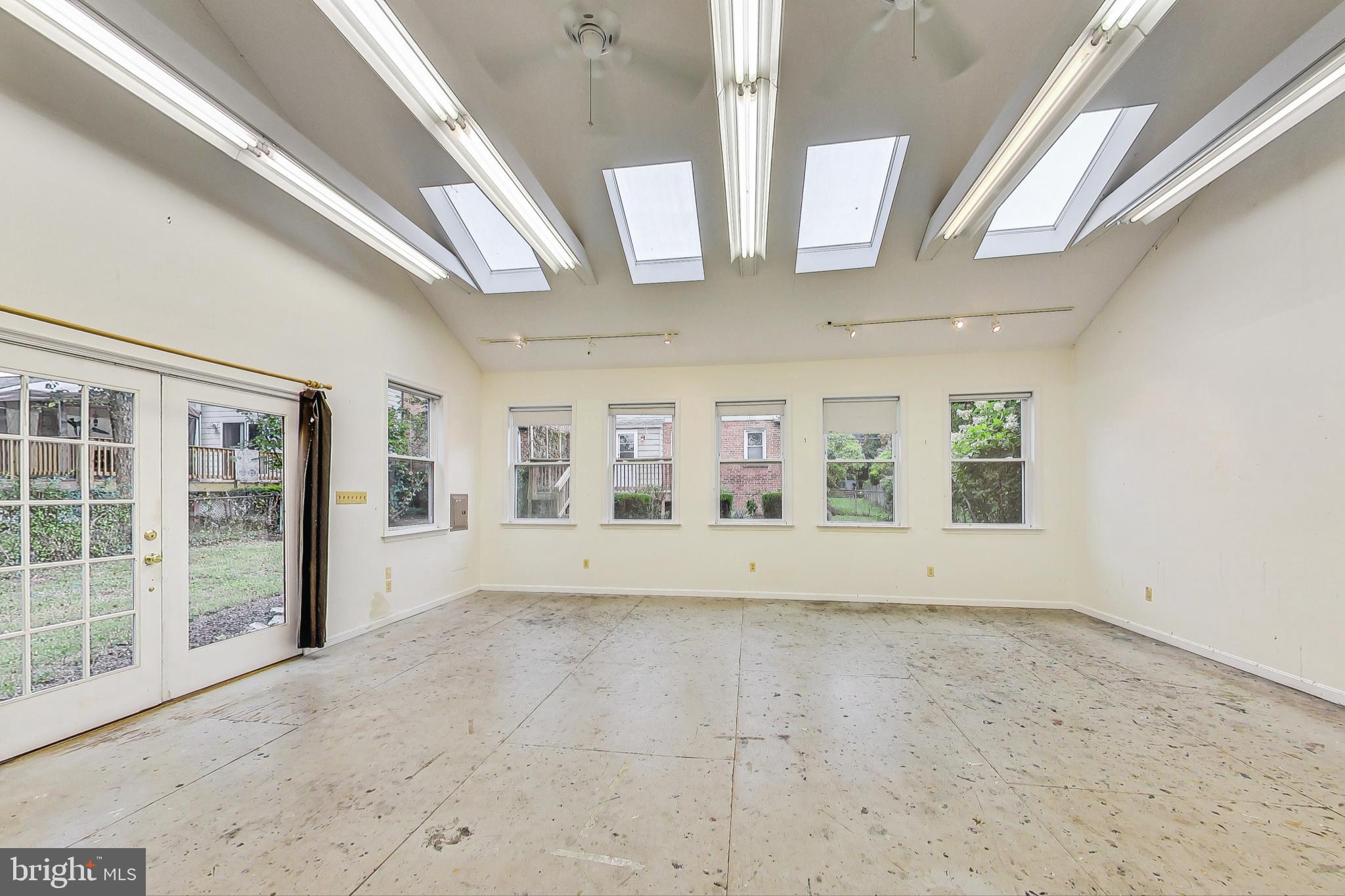 1708 Brisbane Street Silver Spring, MD 20902 - Photo 21 of 27 studio