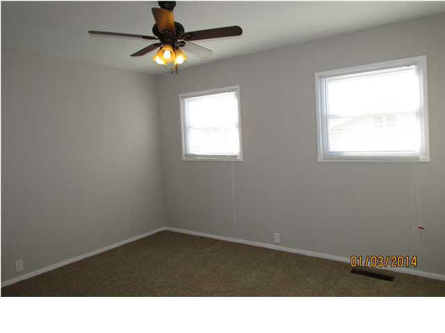 4312 Chadwick Road Evansville, IN 47710 - Photo 9 of 31 Gallery Image 9
