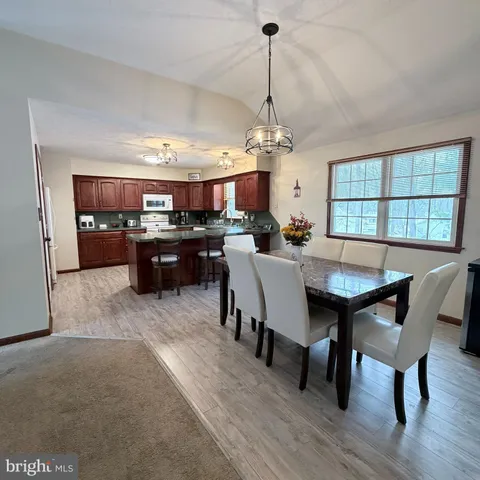 $349,900 | 6071 Greenbriar Court, Fayetteville, PA 17222