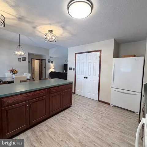 $349,900 | 6071 Greenbriar Court, Fayetteville, PA 17222