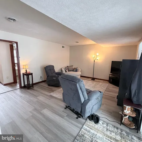 $349,900 | 6071 Greenbriar Court, Fayetteville, PA 17222