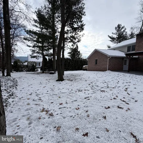 $349,900 | 6071 Greenbriar Court, Fayetteville, PA 17222