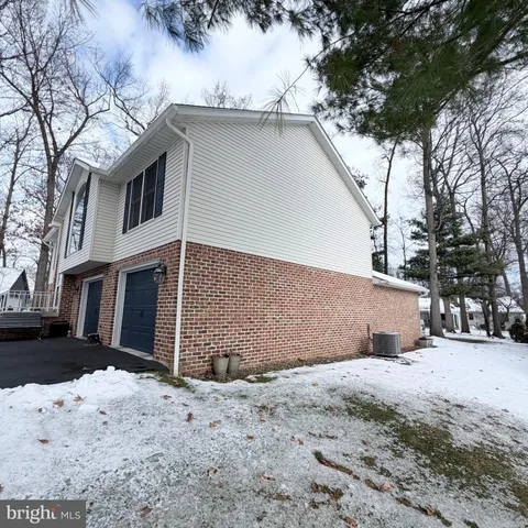 $349,900 | 6071 Greenbriar Court, Fayetteville, PA 17222