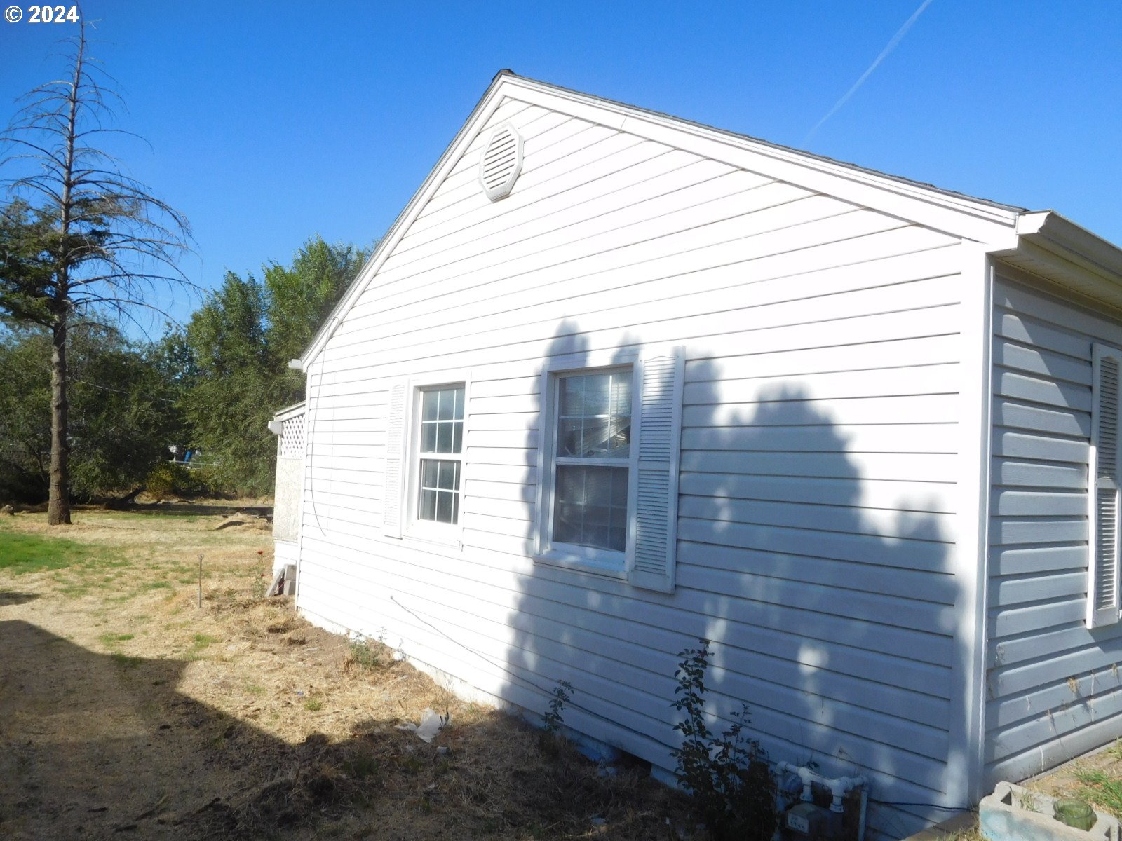 1015 Southwest 30th Street Pendleton, OR 97801 - Photo 2 of 17