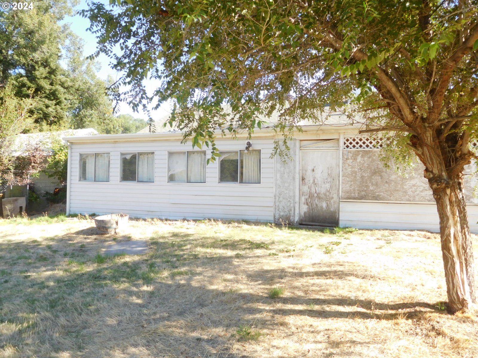 1015 Southwest 30th Street Pendleton, OR 97801 - Photo 4 of 17