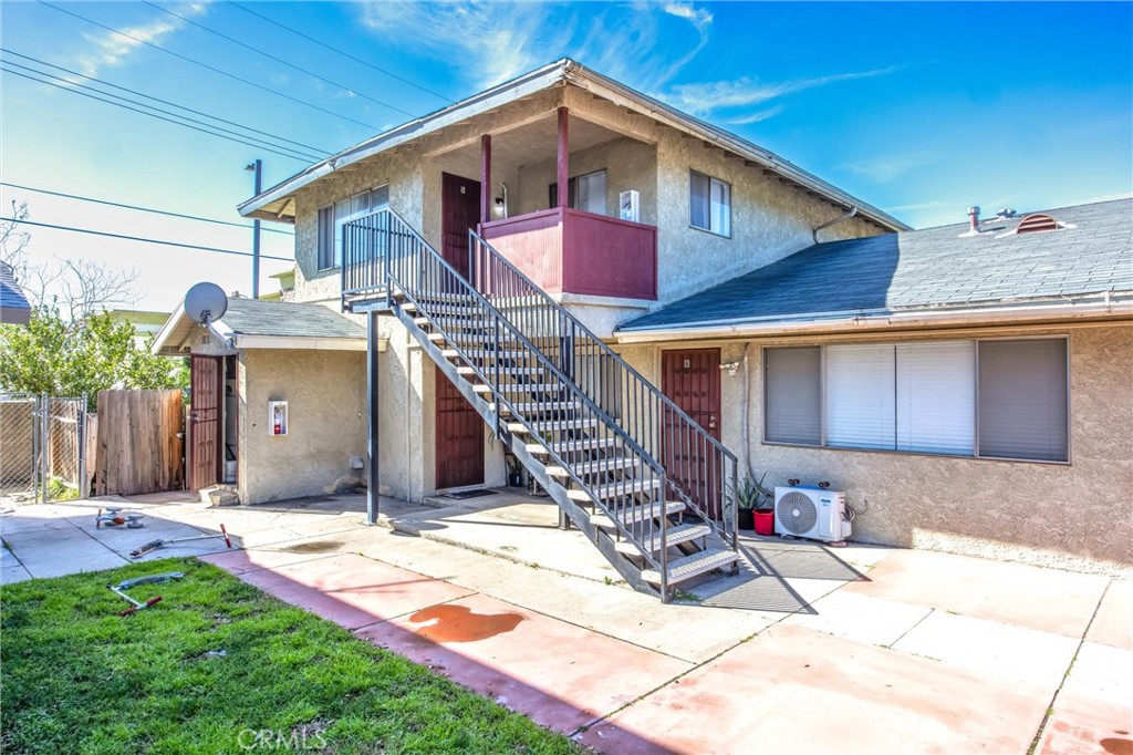 16929 Reed Street Fontana, CA 92336 - Photo 2 of 13 a front view of a house with yard
