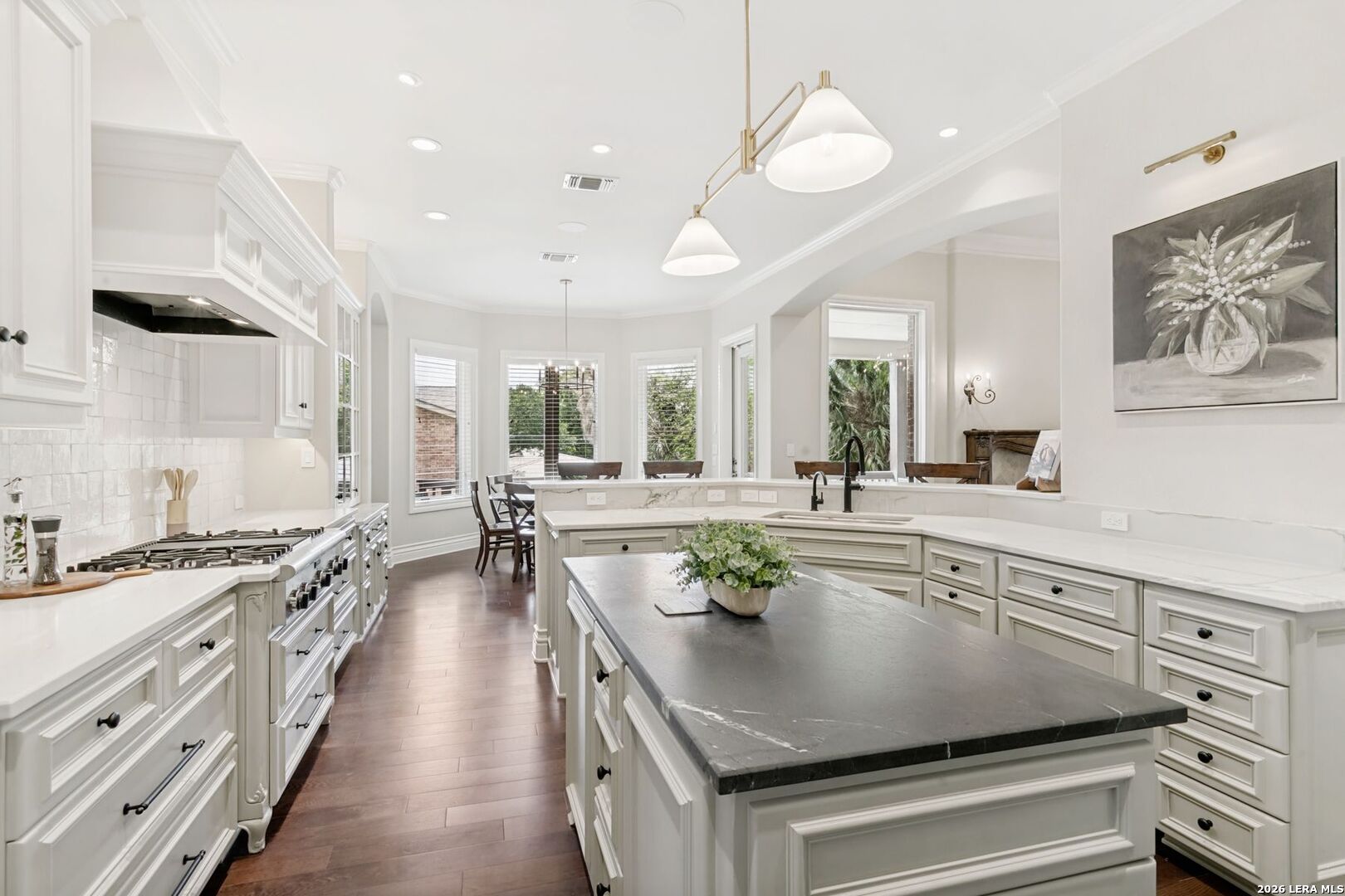 610 Terrell Road San Antonio, TX 78209 - Photo 13 of 53