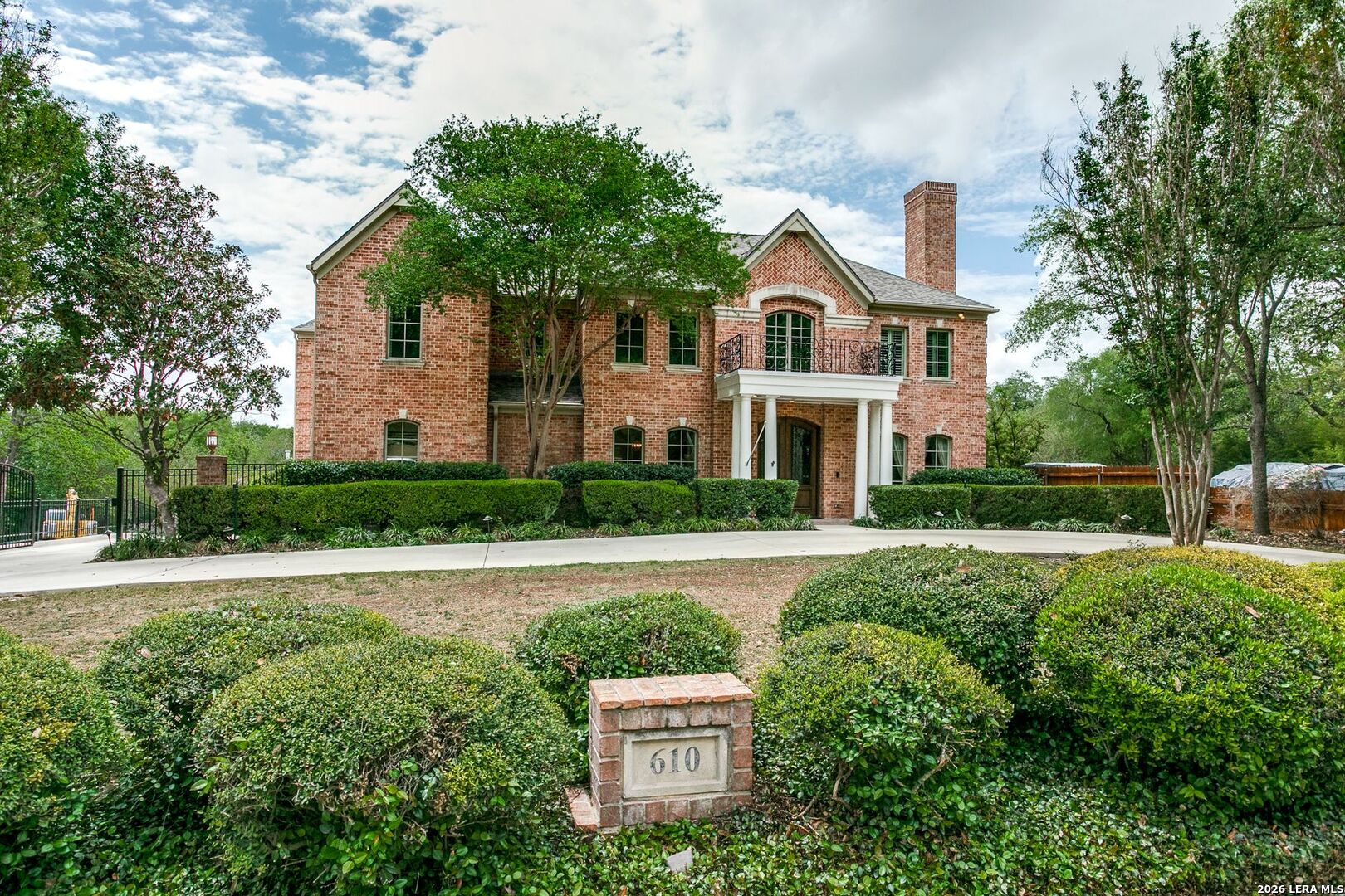 610 Terrell Road San Antonio, TX 78209 - Photo 4 of 53