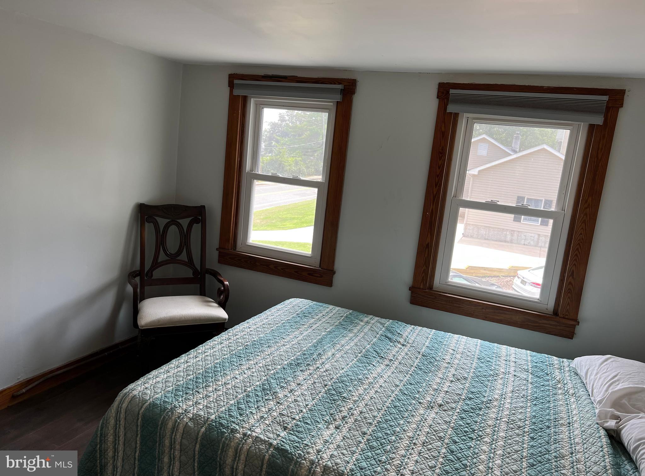 32 Paradise Road Aberdeen, MD 21001 - Photo 24 of 27 a bedroom with a bed and a window