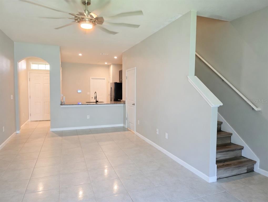 2945 Rambler Ivy Loop Brandon, FL 33510 - Photo 2 of 16