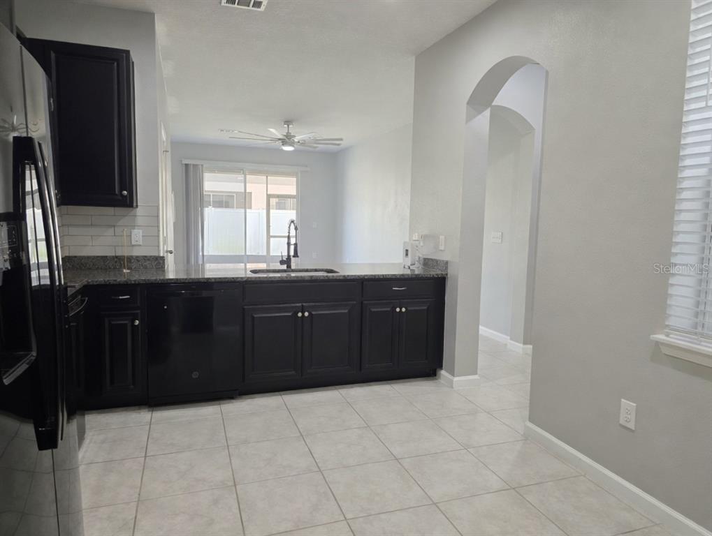 2945 Rambler Ivy Loop Brandon, FL 33510 - Photo 4 of 16