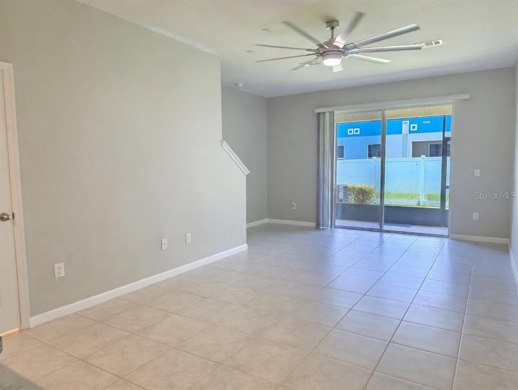 2945 Rambler Ivy Loop Brandon, FL 33510 - Photo 5 of 16
