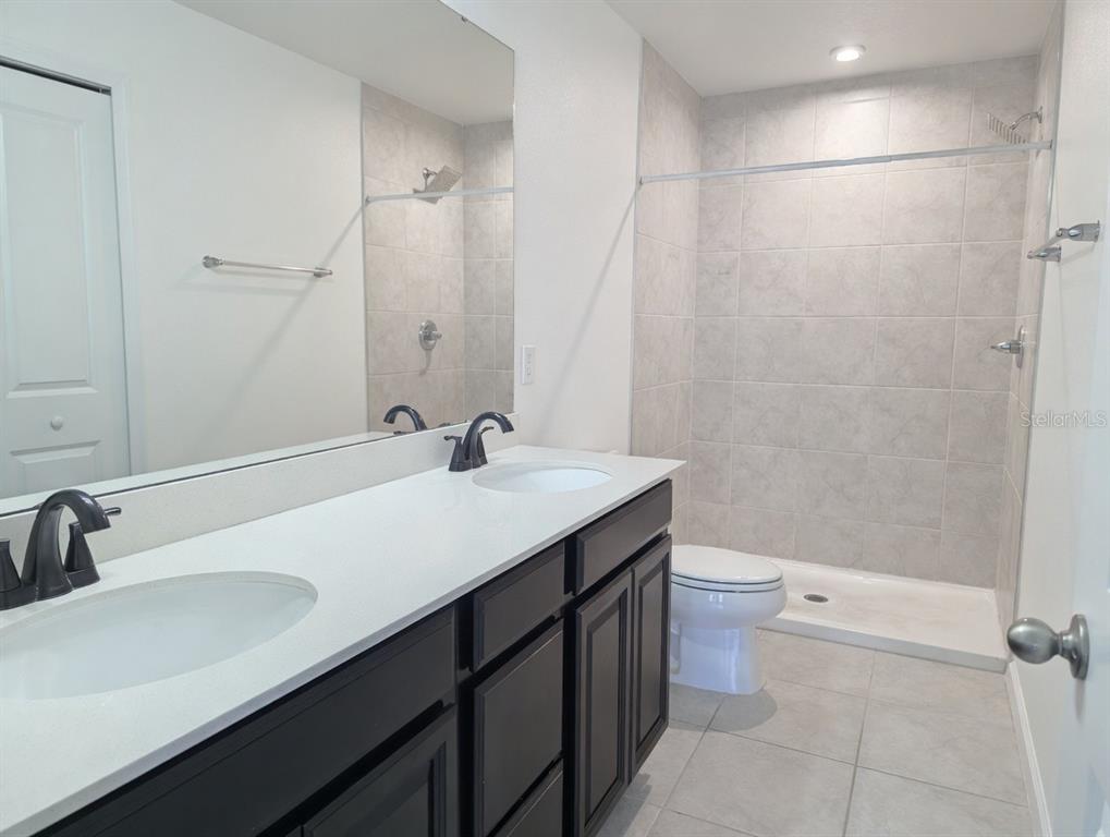 2945 Rambler Ivy Loop Brandon, FL 33510 - Photo 10 of 16