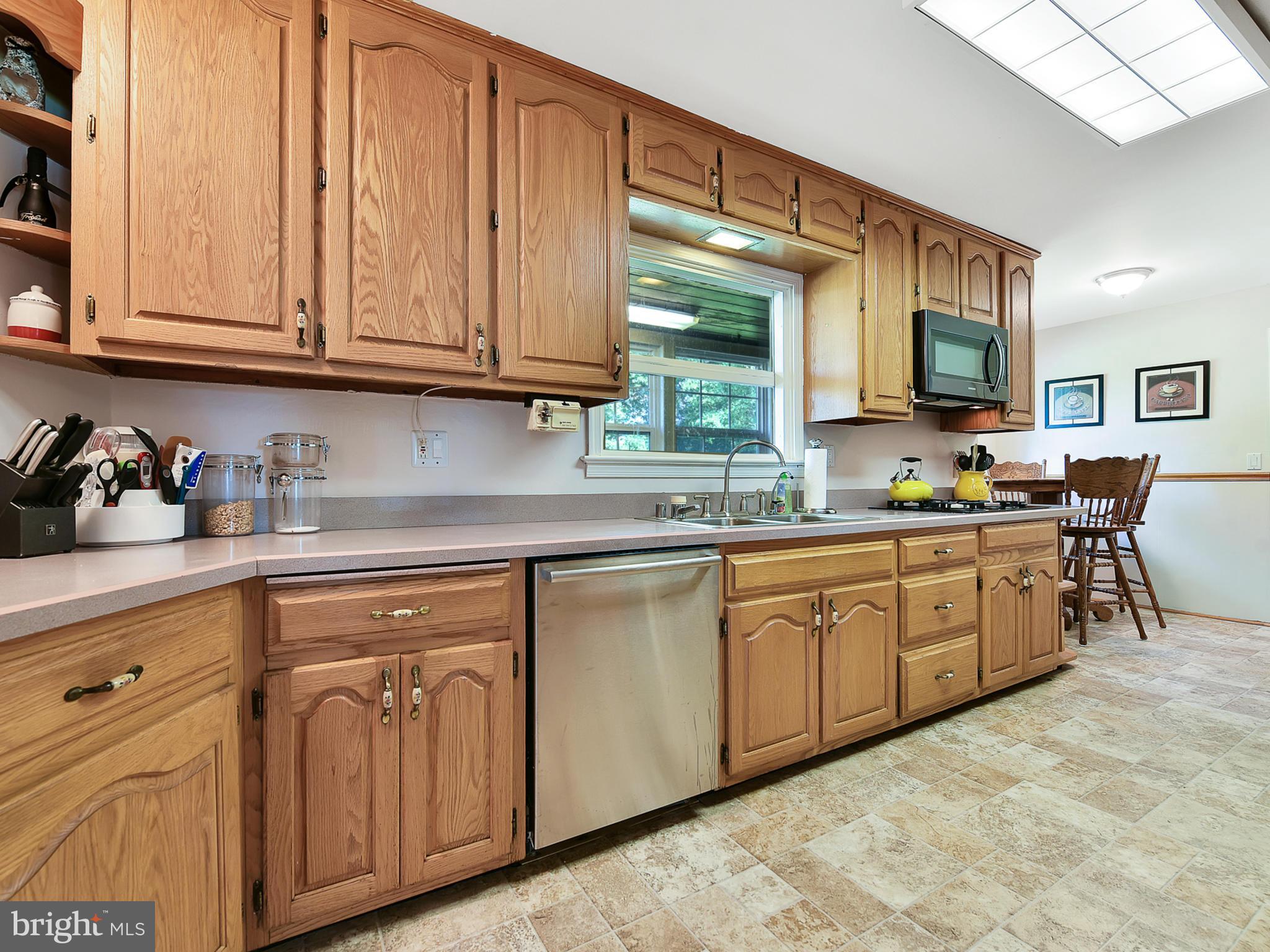 22721 Ridge Road Germantown, MD 20876 - Photo 16 of 41 Gallery Image 16