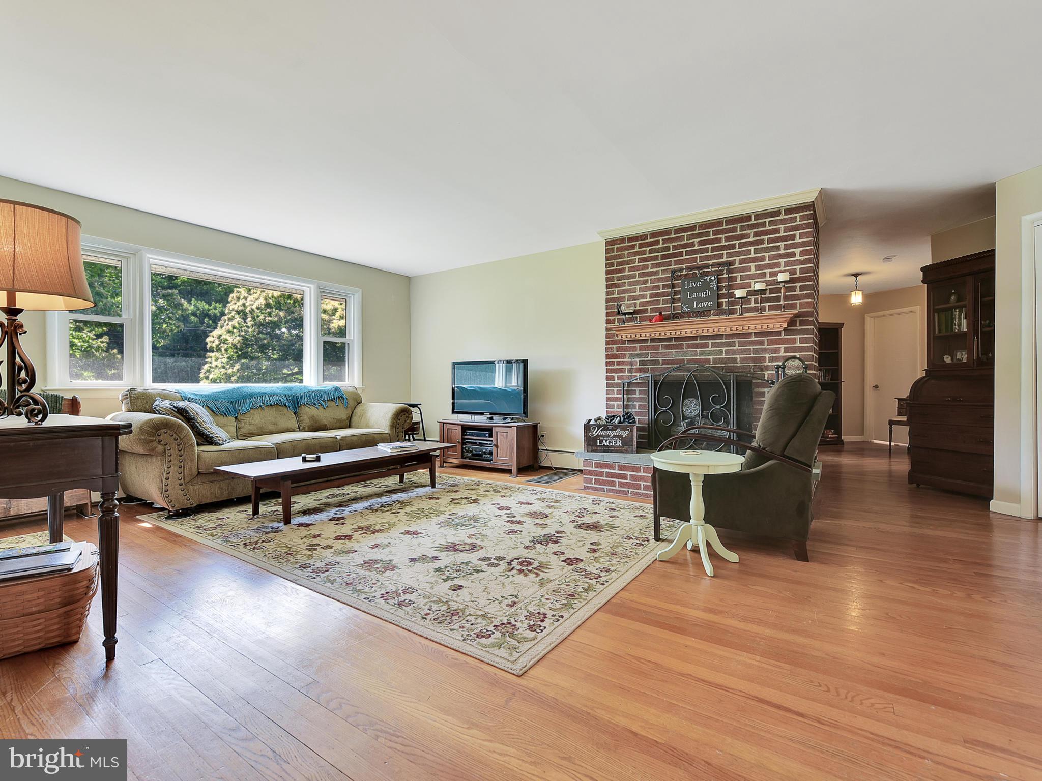22721 Ridge Road Germantown, MD 20876 - Photo 8 of 41 Gallery Image 8