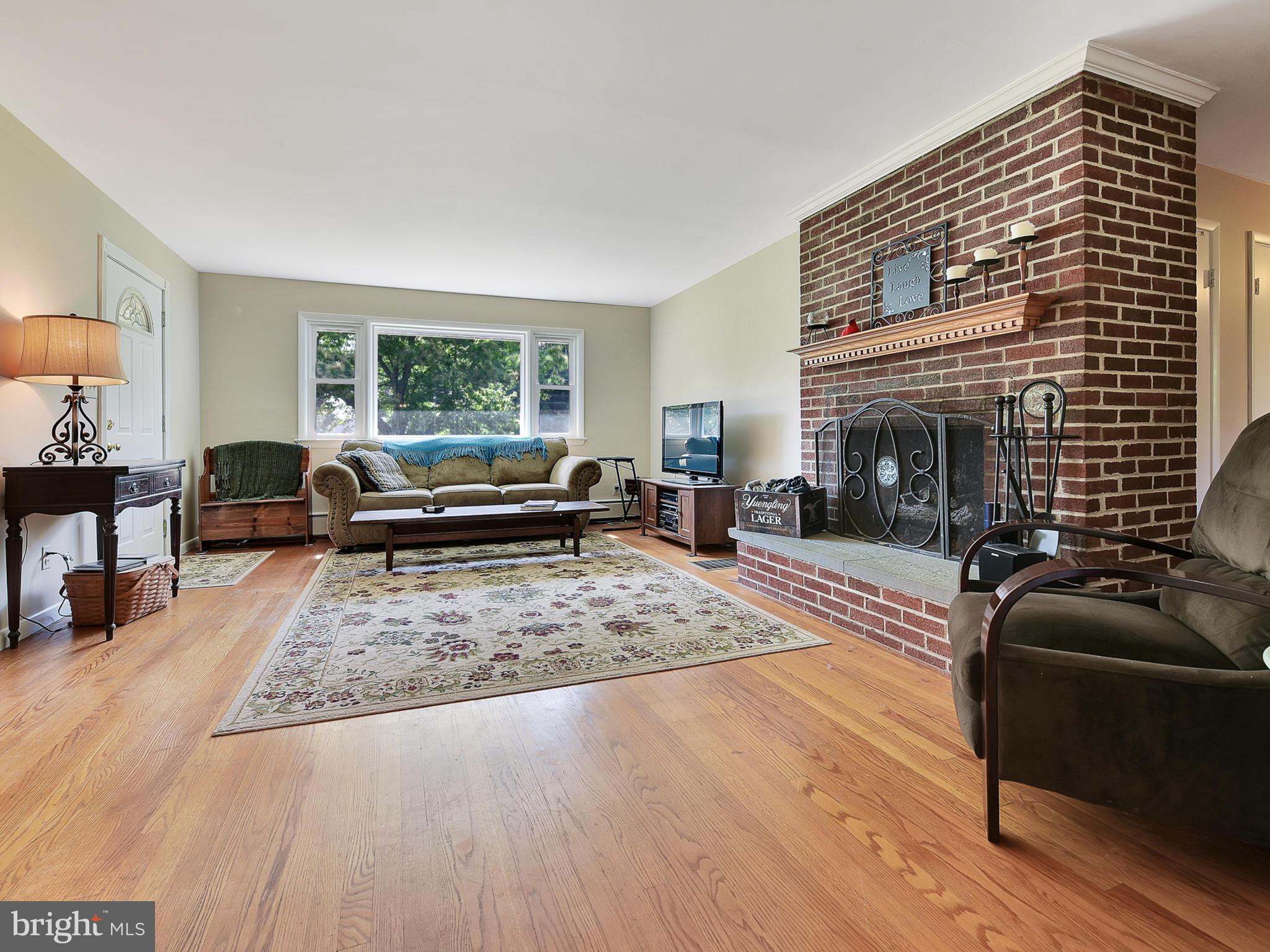 22721 Ridge Road Germantown, MD 20876 - Photo 9 of 41 Gallery Image 9
