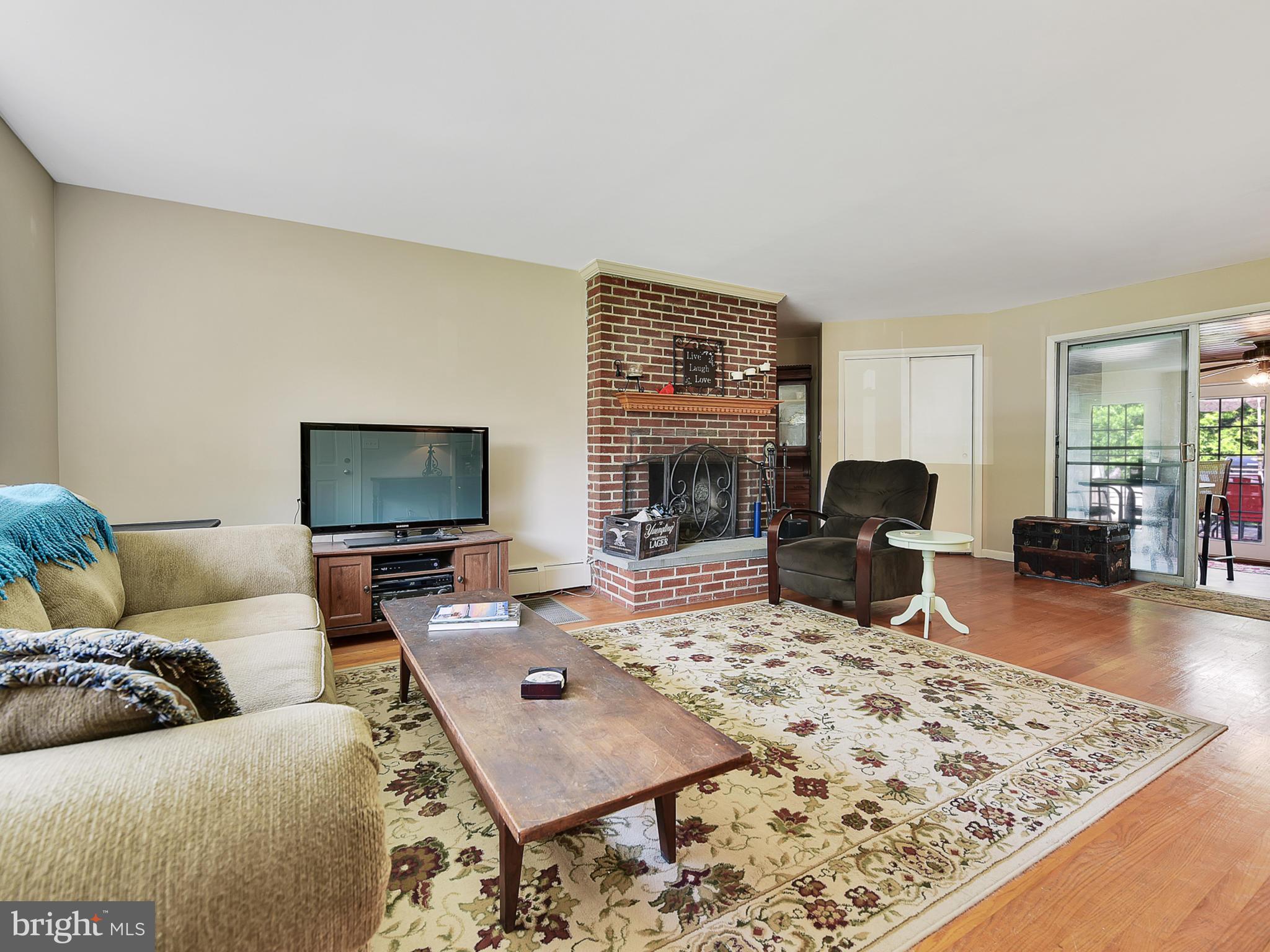 22721 Ridge Road Germantown, MD 20876 - Photo 10 of 41 Gallery Image 10