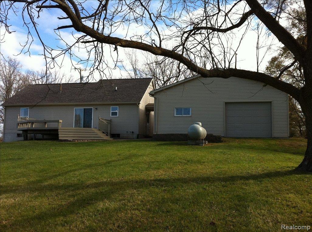 4592 Pingree Road Howell, MI 48843 - Photo 6 of 21 Pingree Pics 020