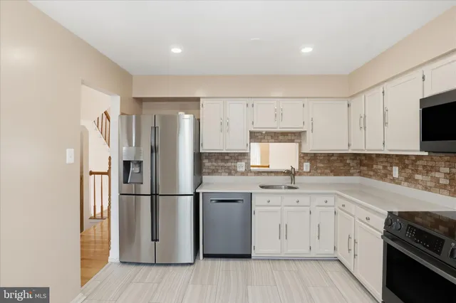 $2,650 | 5927 Wild Brook Court, Centreville, VA 20121