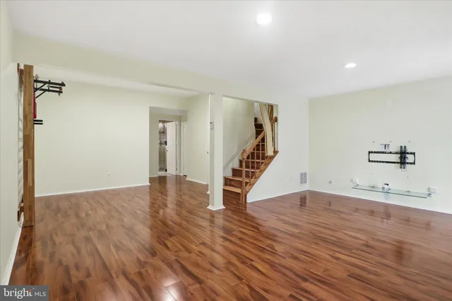 $2,650 | 5927 Wild Brook Court, Centreville, VA 20121